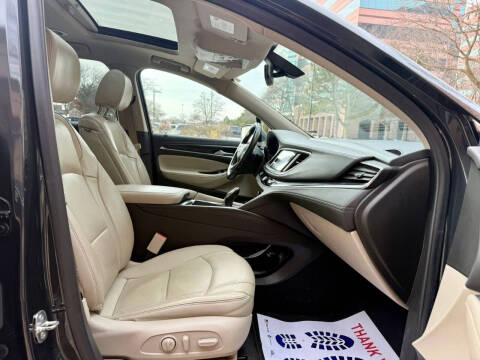 2020 Buick Enclave Essence