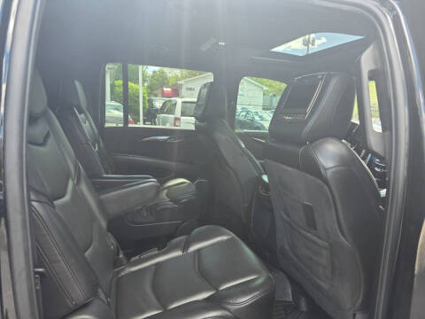 2019 Cadillac Escalade ESV Platinum