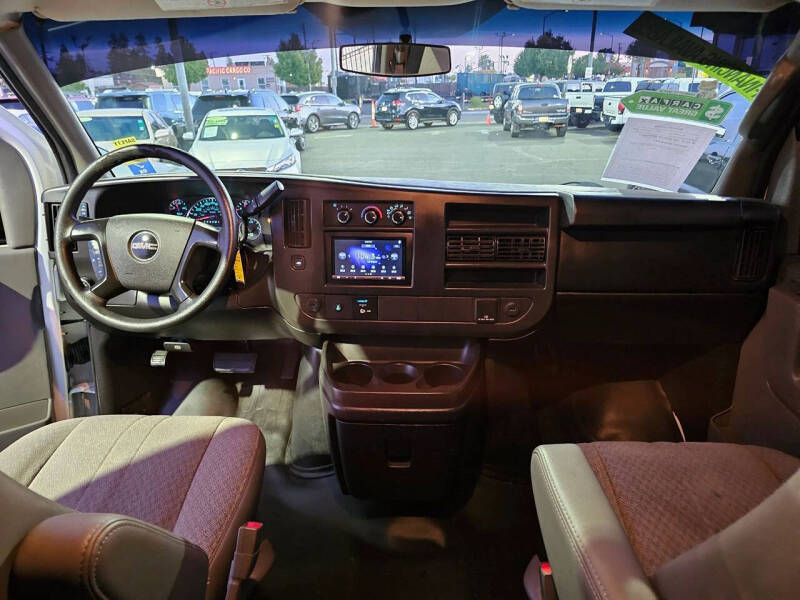 2015 GMC Savana 2500