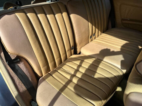 1984 Mercedes-Benz 300-Class 300 TD