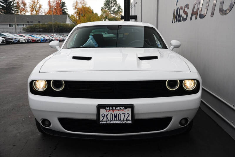 2019 Dodge Challenger SXT