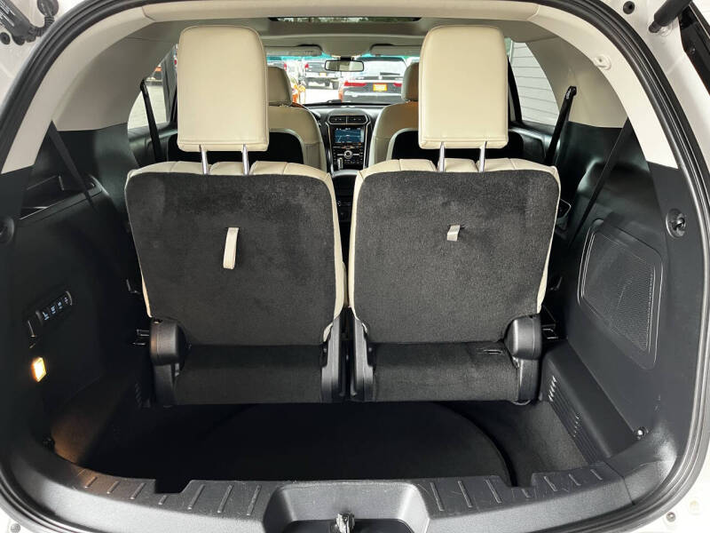 2017 Ford Explorer Platinum