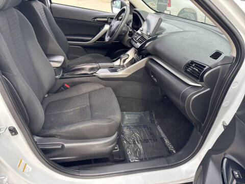 2024 Mitsubishi Eclipse Cross LE