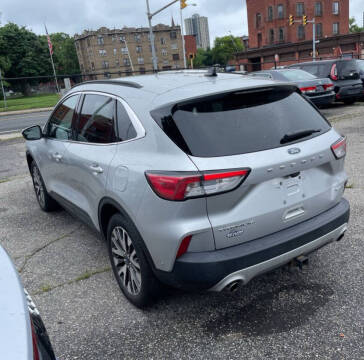 2020 Ford Escape Titanium