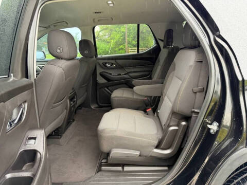 2018 Chevrolet Traverse LT Cloth