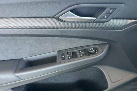 2025 Volkswagen Golf GTI SE