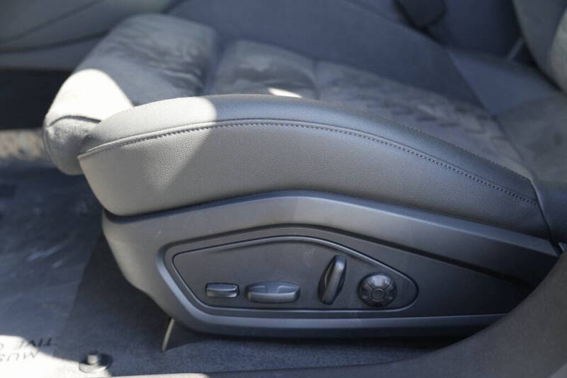 2022 Audi e-tron GT quattro Premium Plus