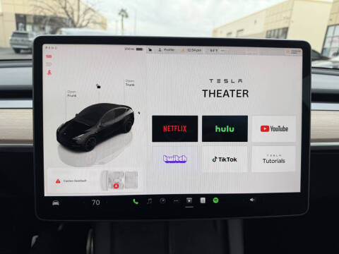 2023 Tesla Model Y Performance