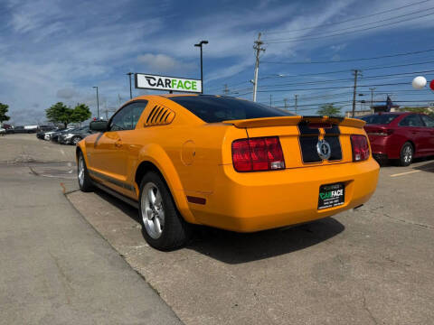 2008 Ford Mustang V6 Deluxe