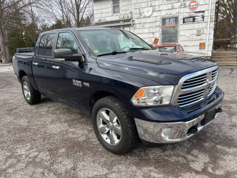 2015 RAM 1500 SLT
