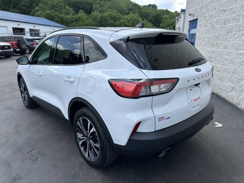 2022 Ford Escape SE