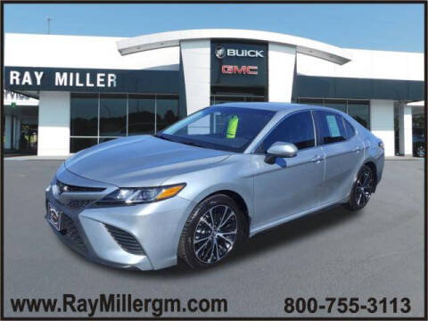 2020 Toyota Camry for sale at RAY MILLER BUICK GMC in Florence AL