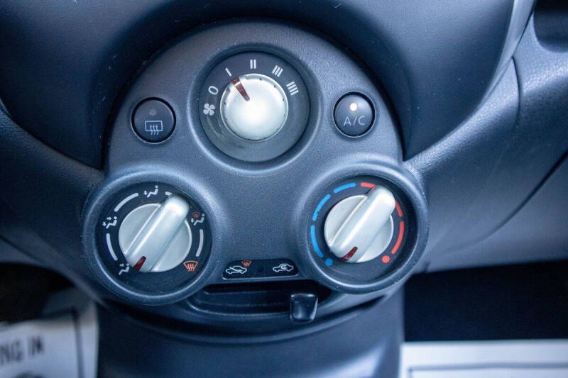 2014 Nissan Versa Note SV