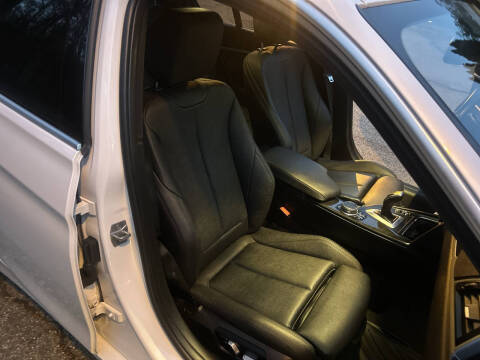 2018 BMW 3 Series 330i xDrive