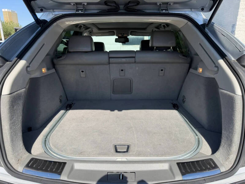2011 Cadillac SRX Luxury Collection