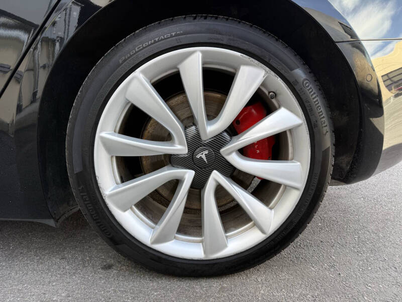 2018 Tesla Model 3 Performance