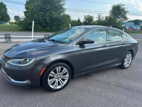 2015 Chrysler 200 for sale at Glizzy Auto Sales in Barberton OH