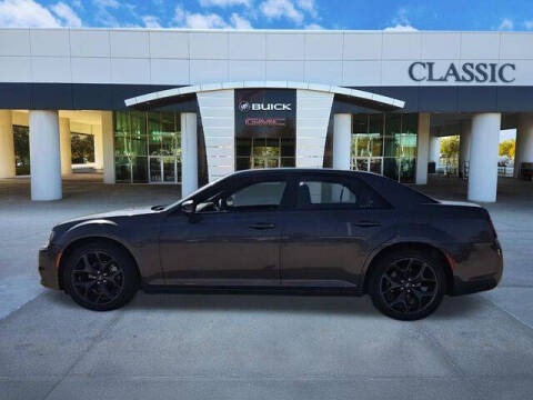 2023 Chrysler 300 S V6