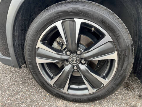 2019 Lexus UX 200