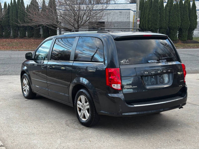 2013 Dodge Grand Caravan Crew photo 7