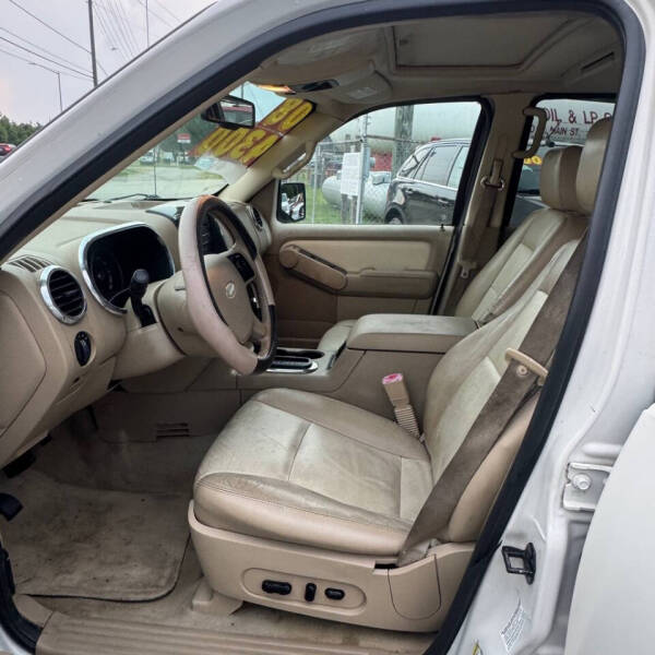 2008 Ford Explorer XLT