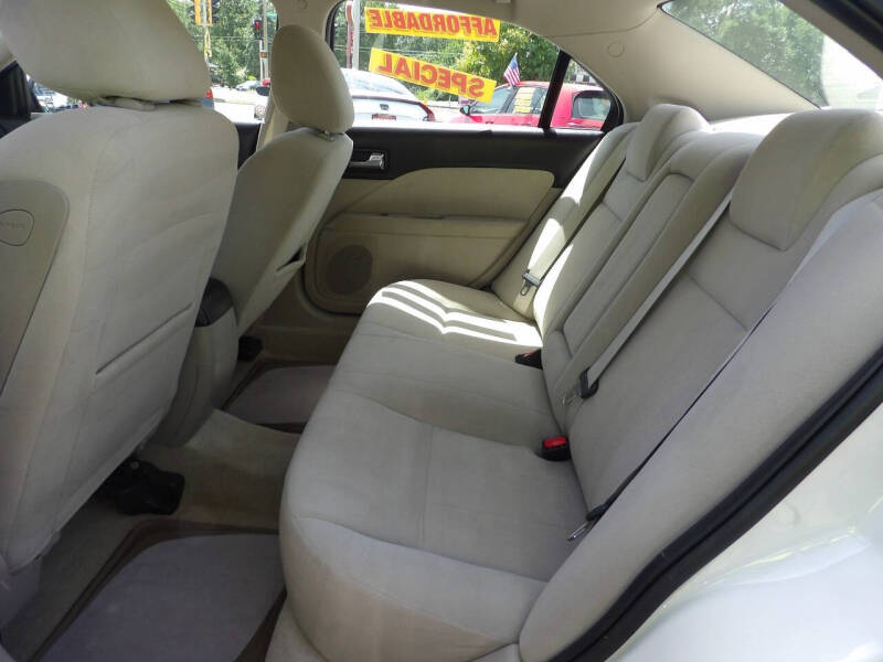 2009 Mercury Milan I-4