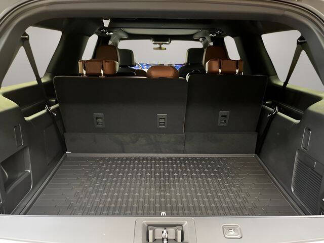 2027 Lincoln Navigator L Reserve
