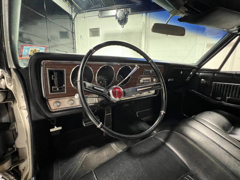 1967 Oldsmobile Ninety-Eight