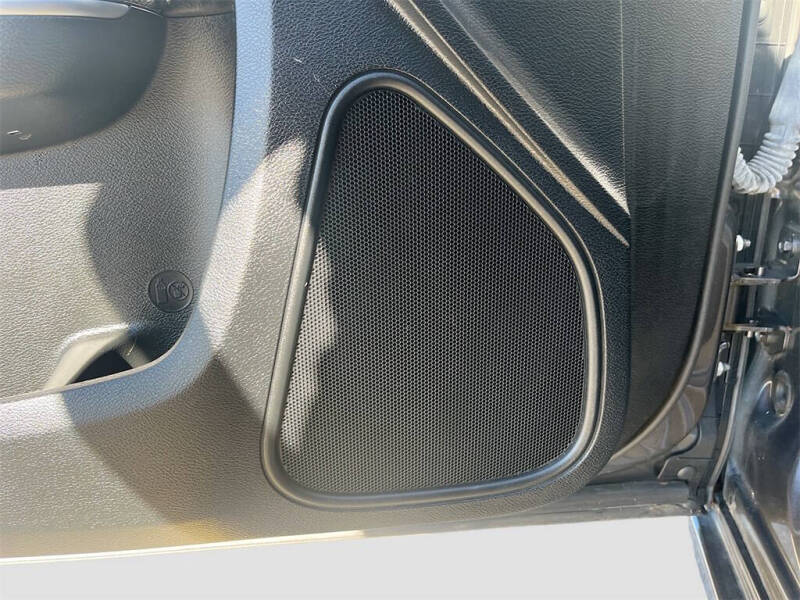 2022 Chrysler 300 Touring L