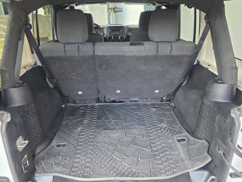 2012 Jeep Wrangler Unlimited Sport
