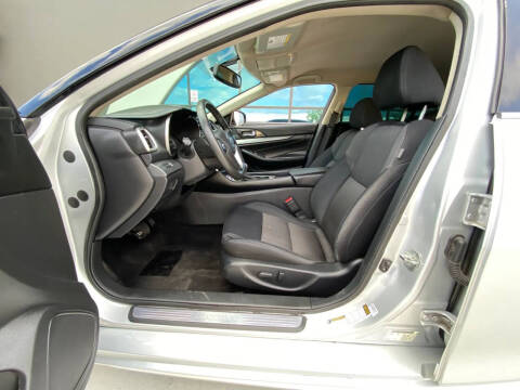 2017 Nissan Maxima