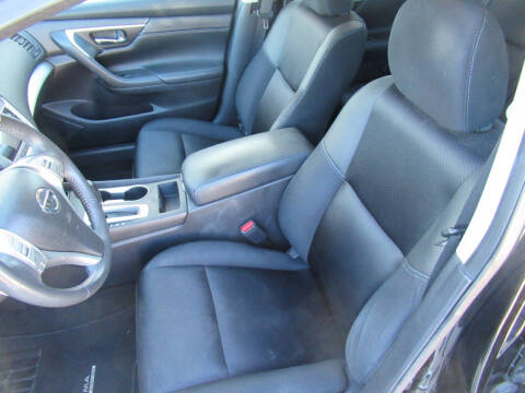 2017 Nissan Altima 2.5 SR