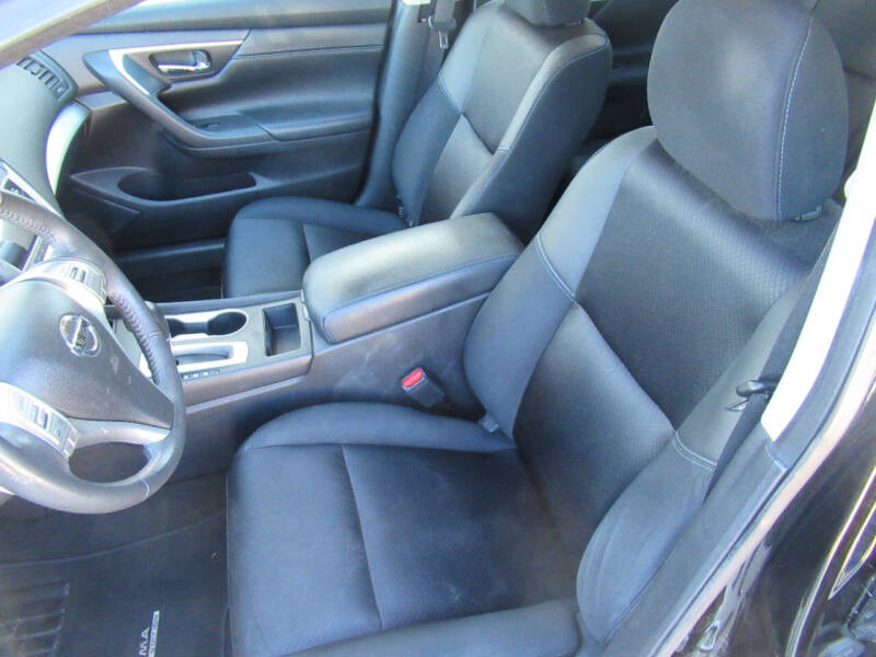 2017 Nissan Altima 2.5 SR