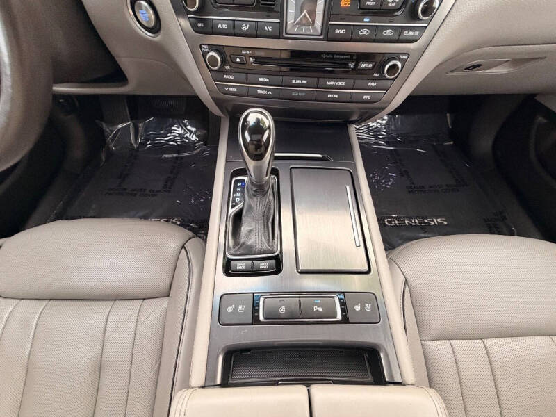 2015 Hyundai Genesis 3.8L