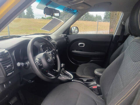 2014 Kia Soul +