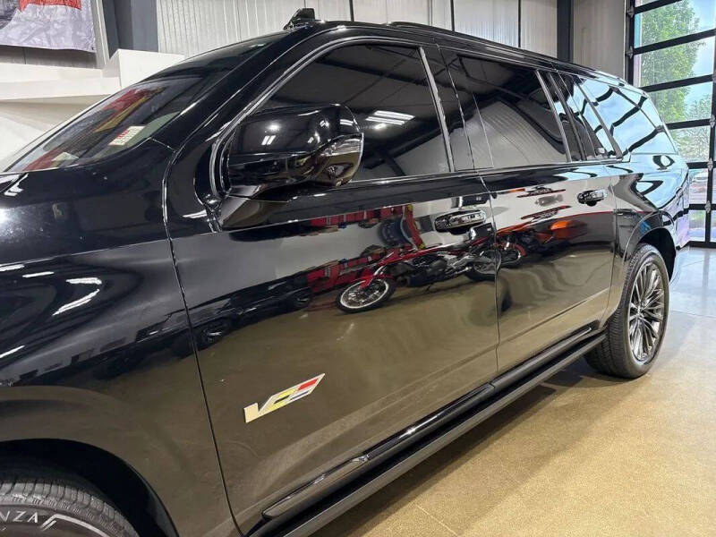 2023 Cadillac Escalade-V ESV