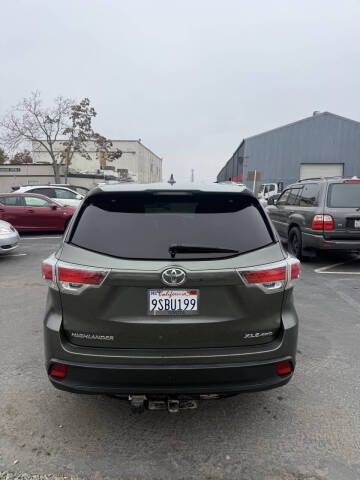 2015 Toyota Highlander XLE