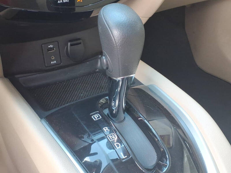 2016 Nissan Rogue SL