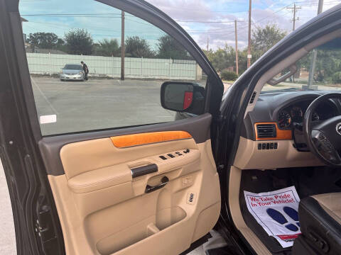 2014 Nissan Armada Platinum