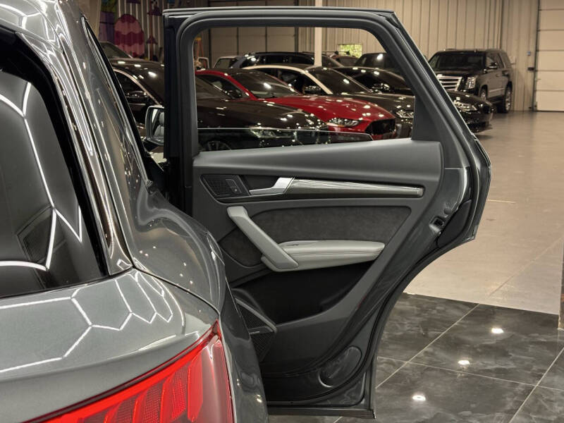 2019 Audi SQ5 3.0T quattro Premium Plus