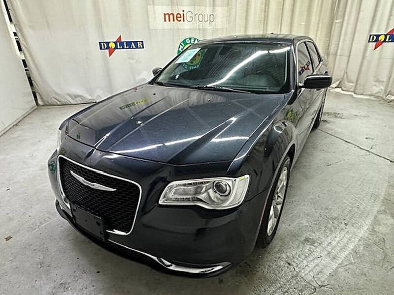 2017 Chrysler 300 Limited