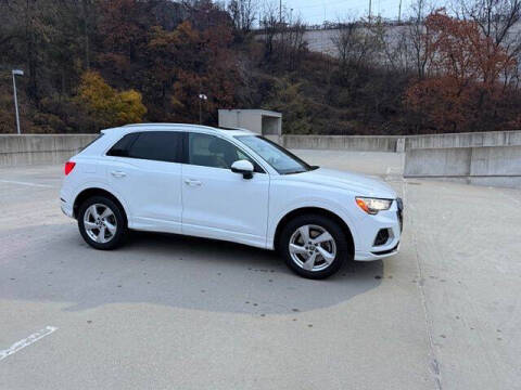 2020 Audi Q3 quattro Premium 45 TFSI