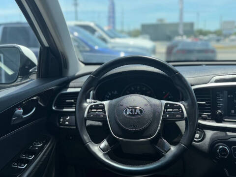 2020 Kia Sorento EX V6