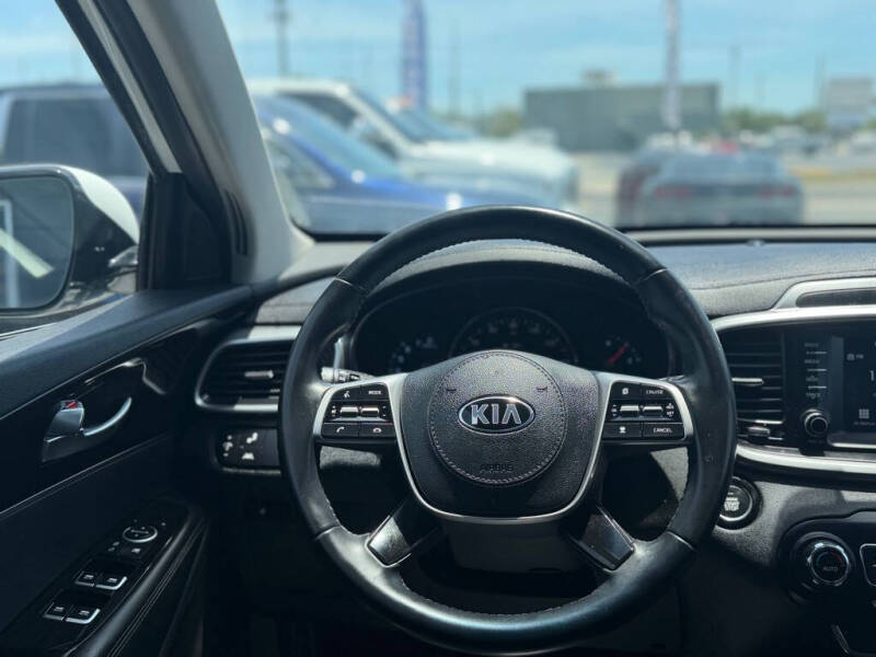 2020 Kia Sorento EX V6