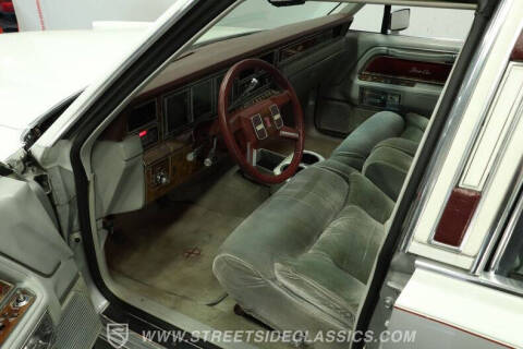 1984 Lincoln Town Car
