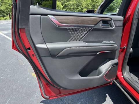 2025 GMC Acadia Denali