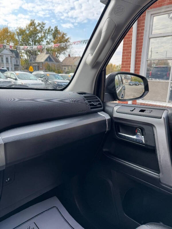 2016 Toyota 4Runner SR5 Premium