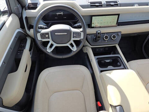 2024 Land Rover Defender 110 P300 S