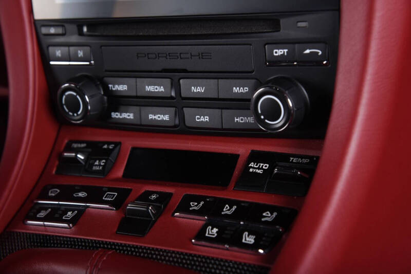 2019 Porsche 911 Targa 4 GTS