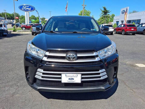 2017 Toyota Highlander LE
